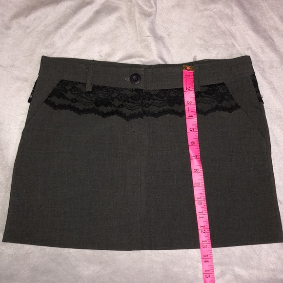 Lace Detail Mini Skirt - Picture 4 of 6